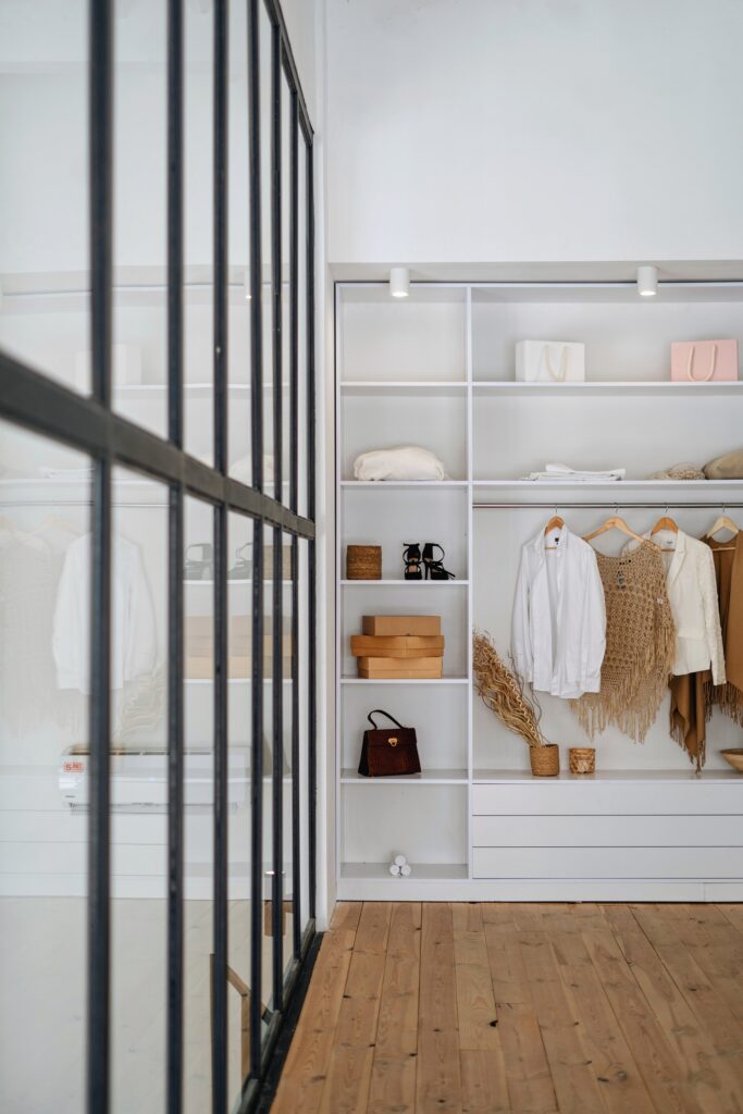 walk in closet layout